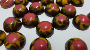 9 ambachtelijke bonbons van Chocoladebox in luxe wit doosje