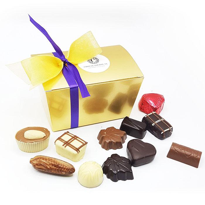 250 gram Belgische bonbons in gouden doosje met decoratie