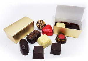2 Belgische bonbons in gouden doosje