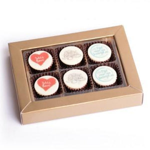 6 bonbons met logo in gouden doosje met transparant deksel - bonbons -chocolade - Chocoladebox.nl