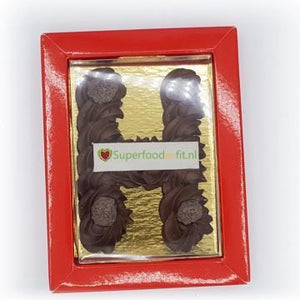 Gespoten chocoladeletter puur met logo klein - bonbons -chocolade - Chocoladebox.nl